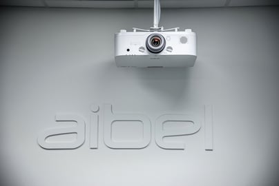 Aibel_projektor.jpg