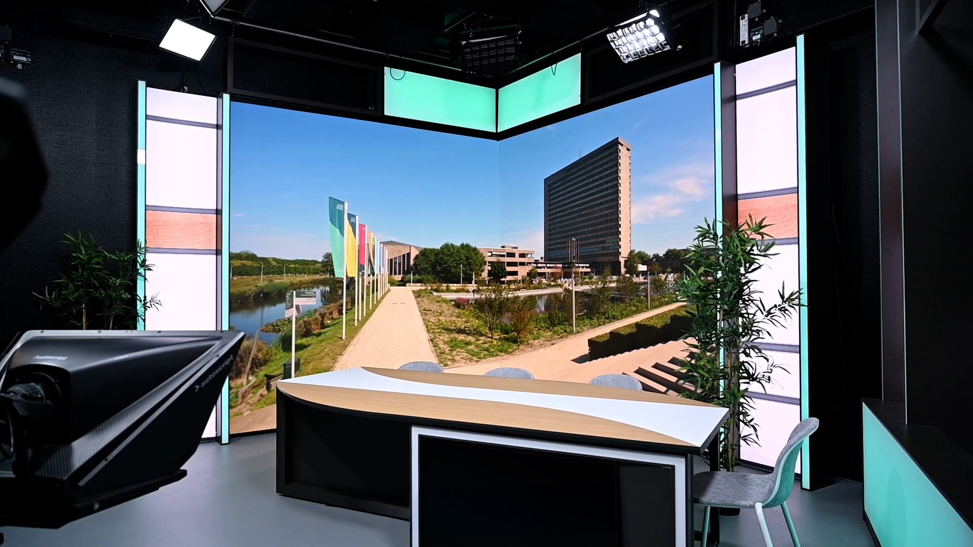 Erasmus University Rotterdam-V5.00_02_50_26.Still011