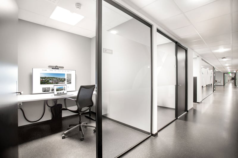 Kinly-Huddleroom-Microsoft-Teams,-Norconsult