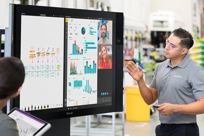 SurfaceHub_Overview_7_FeatureHighlightLeft__V1_2